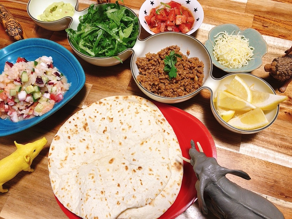 【世界の料理】メキシコ料理のレシピと献立│子供と一緒にタコスパーティー
