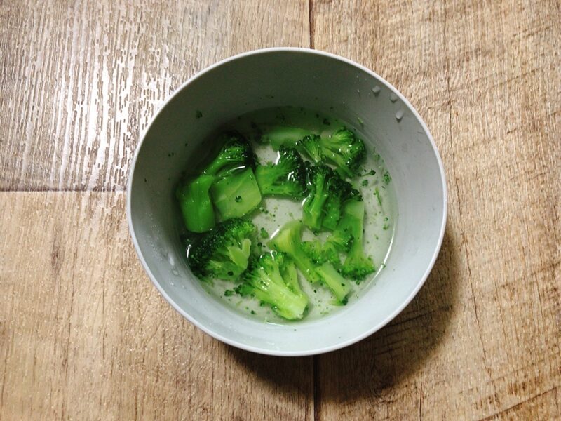 手づかみ食べ冷凍ブロッコリーの解凍方法